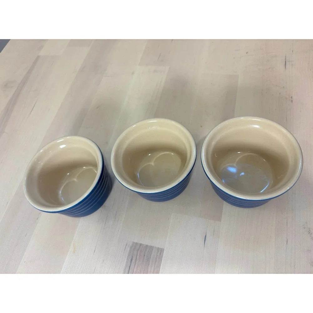 Le Creuset Blue Stoneware Ramekins Set of 3 Custard Cups Bakeware